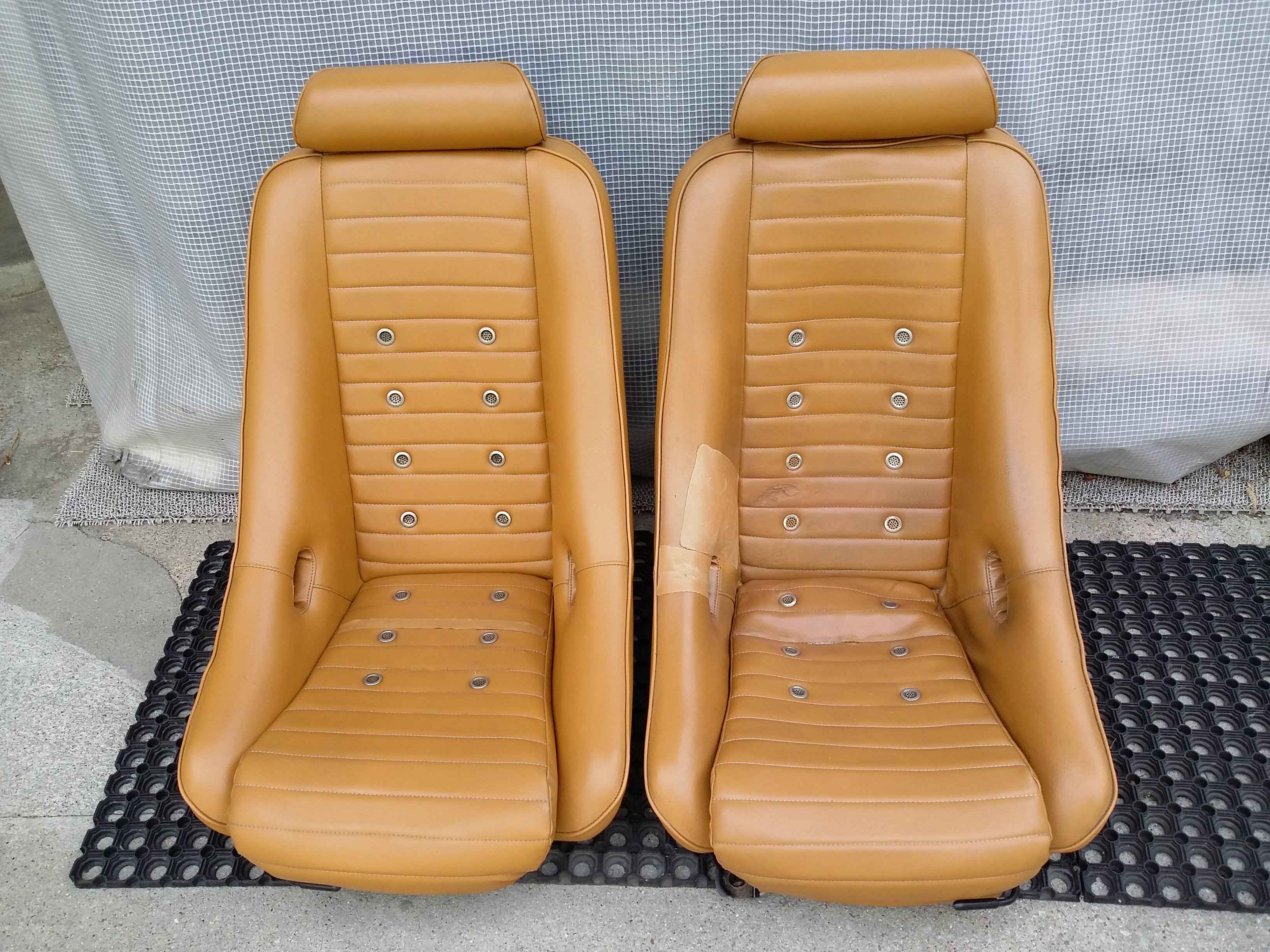 ロードスターシートリペア前