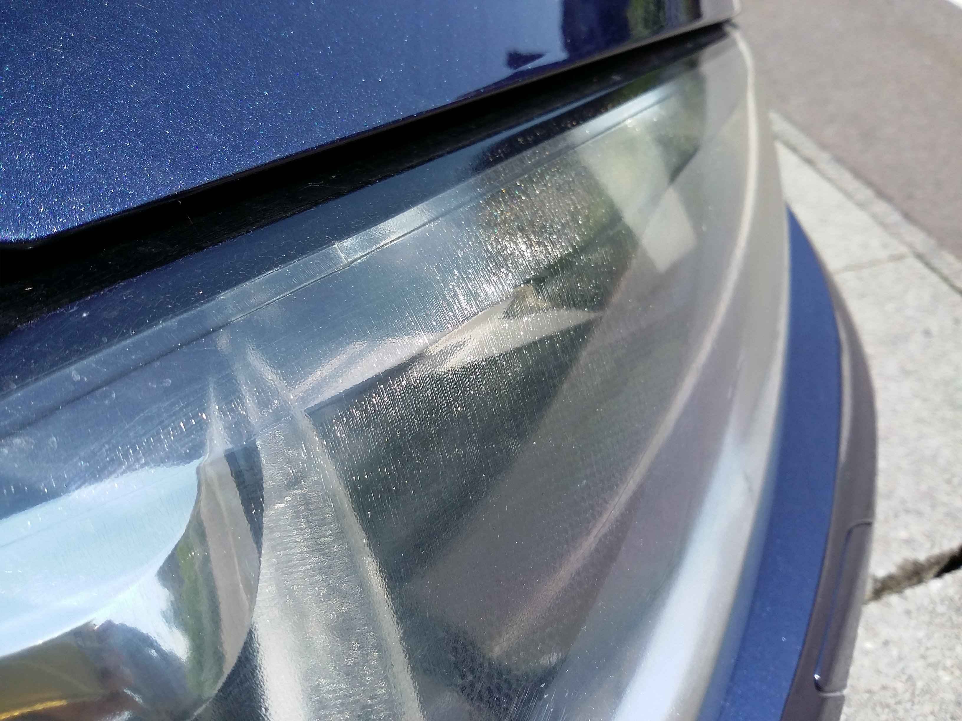 ゴルフ へッドライトリペア前