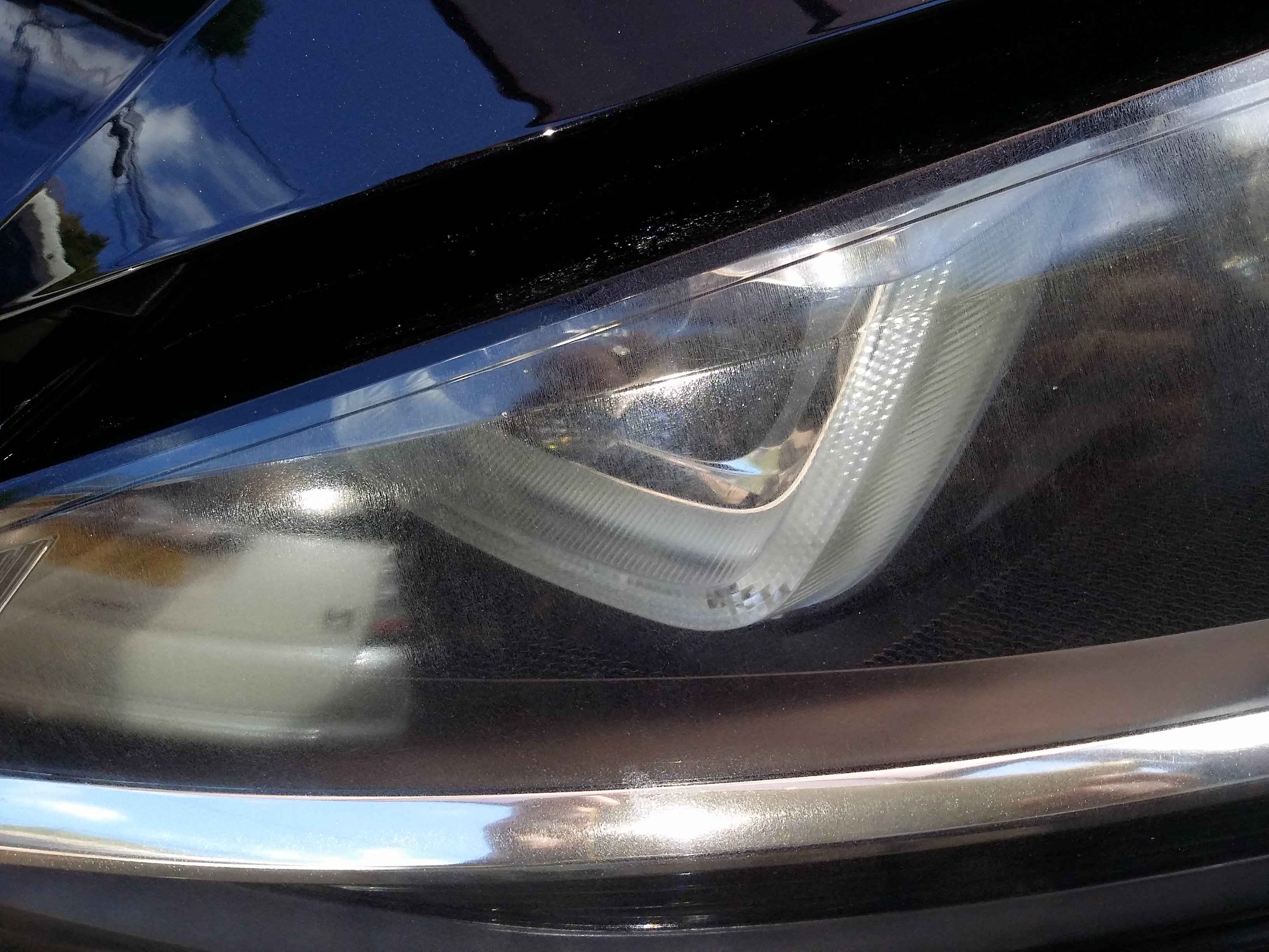 ゴルフ へッドライトリペア前