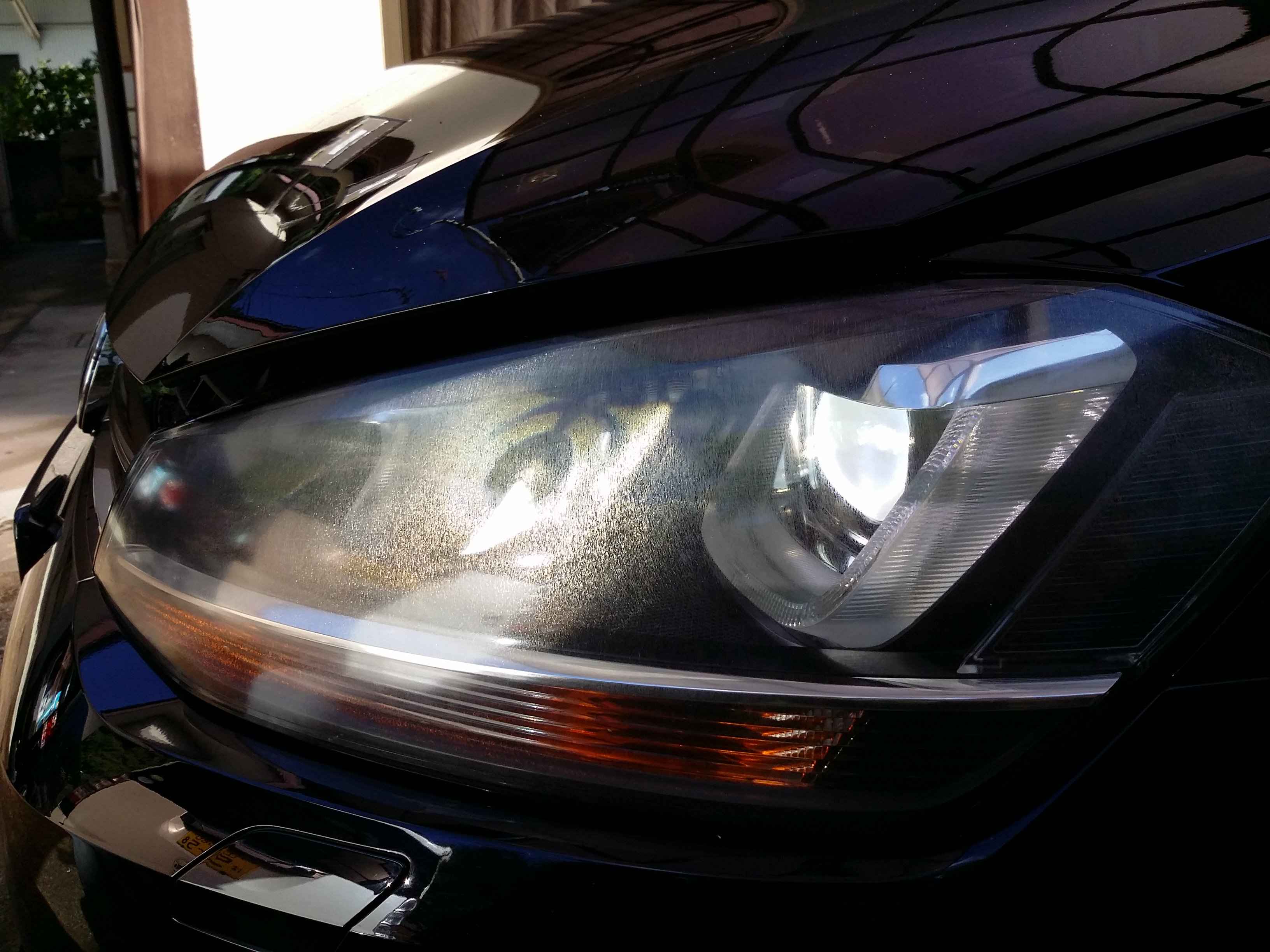 ゴルフ へッドライトリペア前