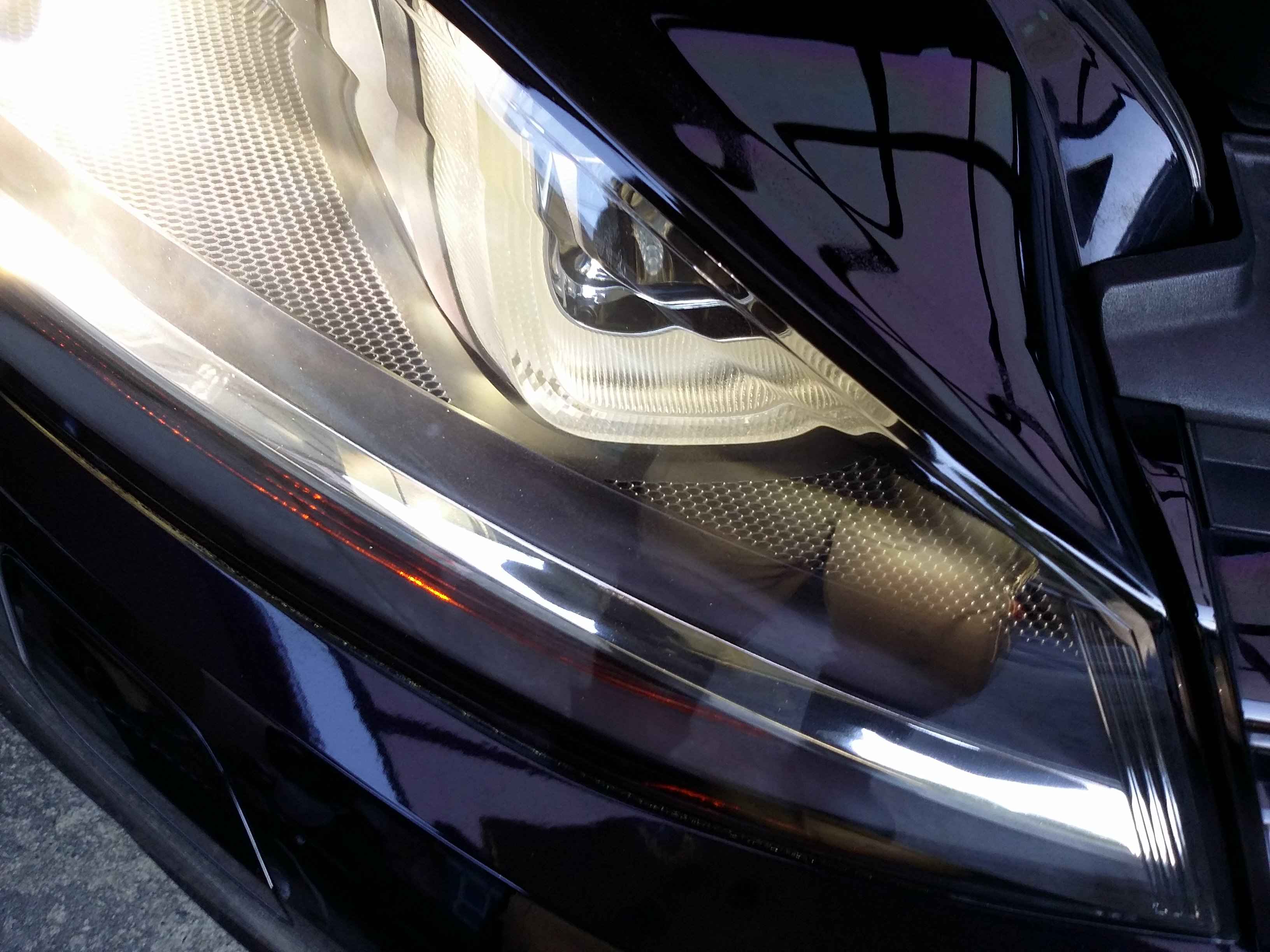 ゴルフ へッドライトリペア後