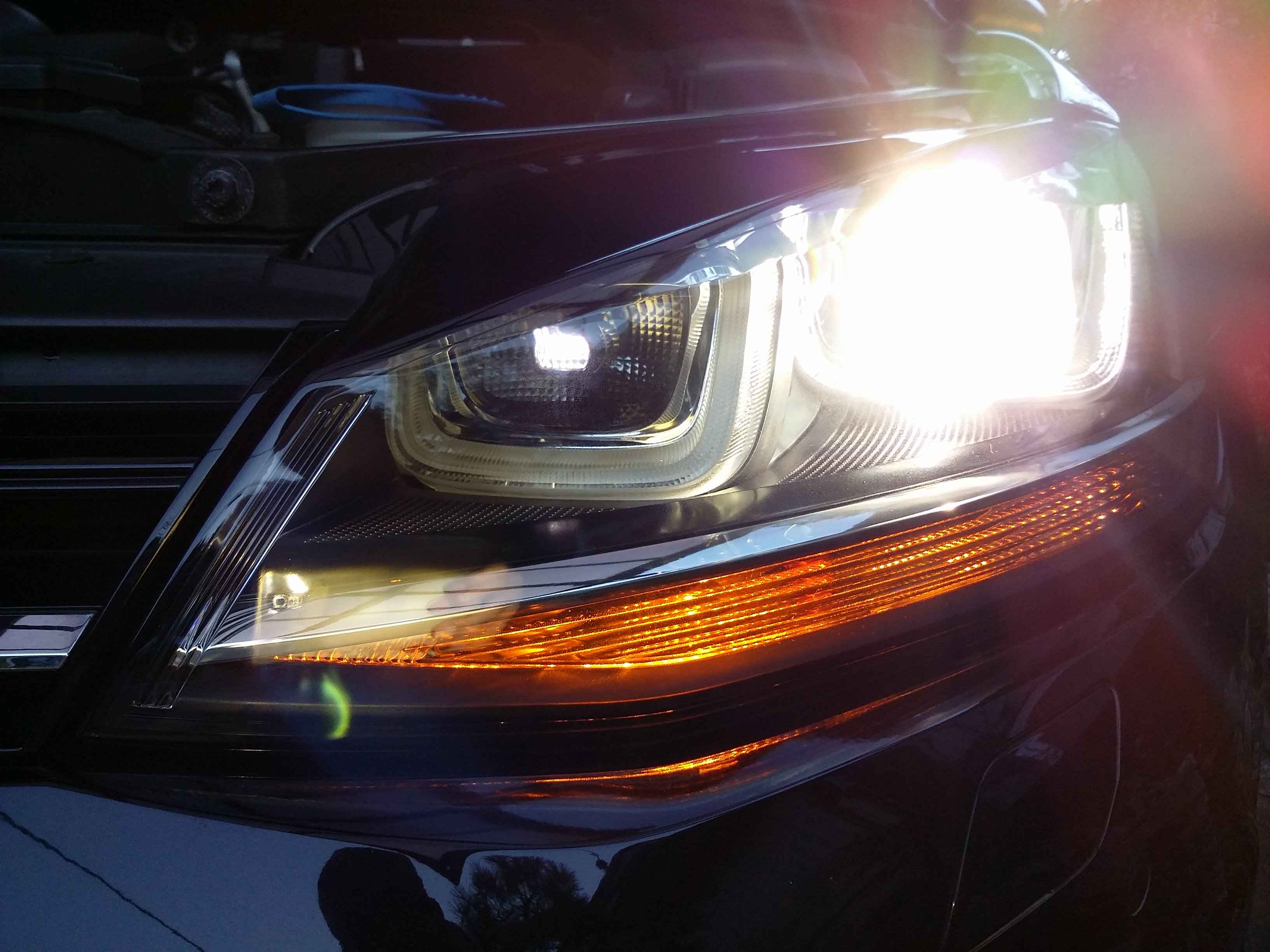 ゴルフ へッドライトリペア後