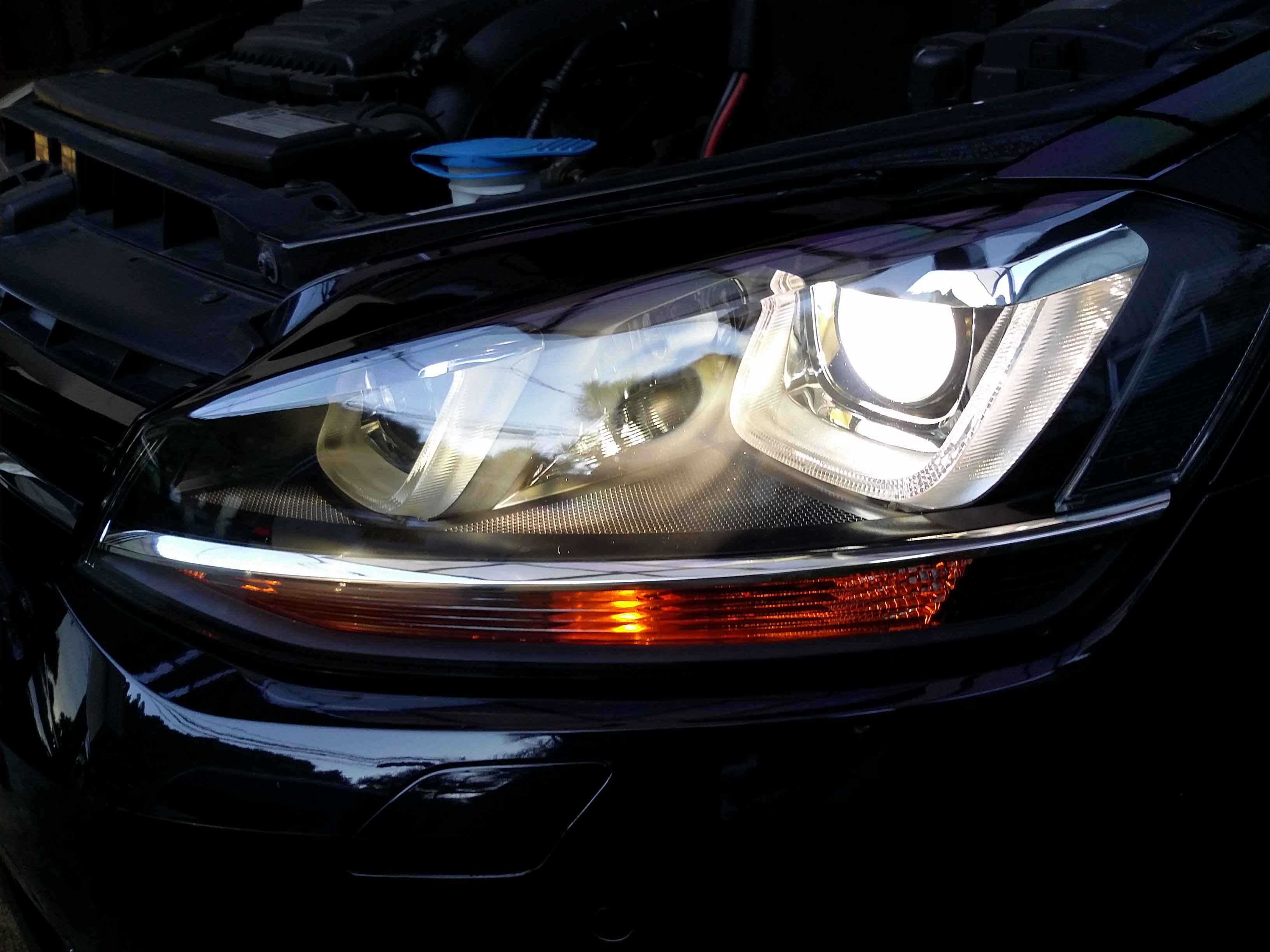 ゴルフ へッドライトリペア後