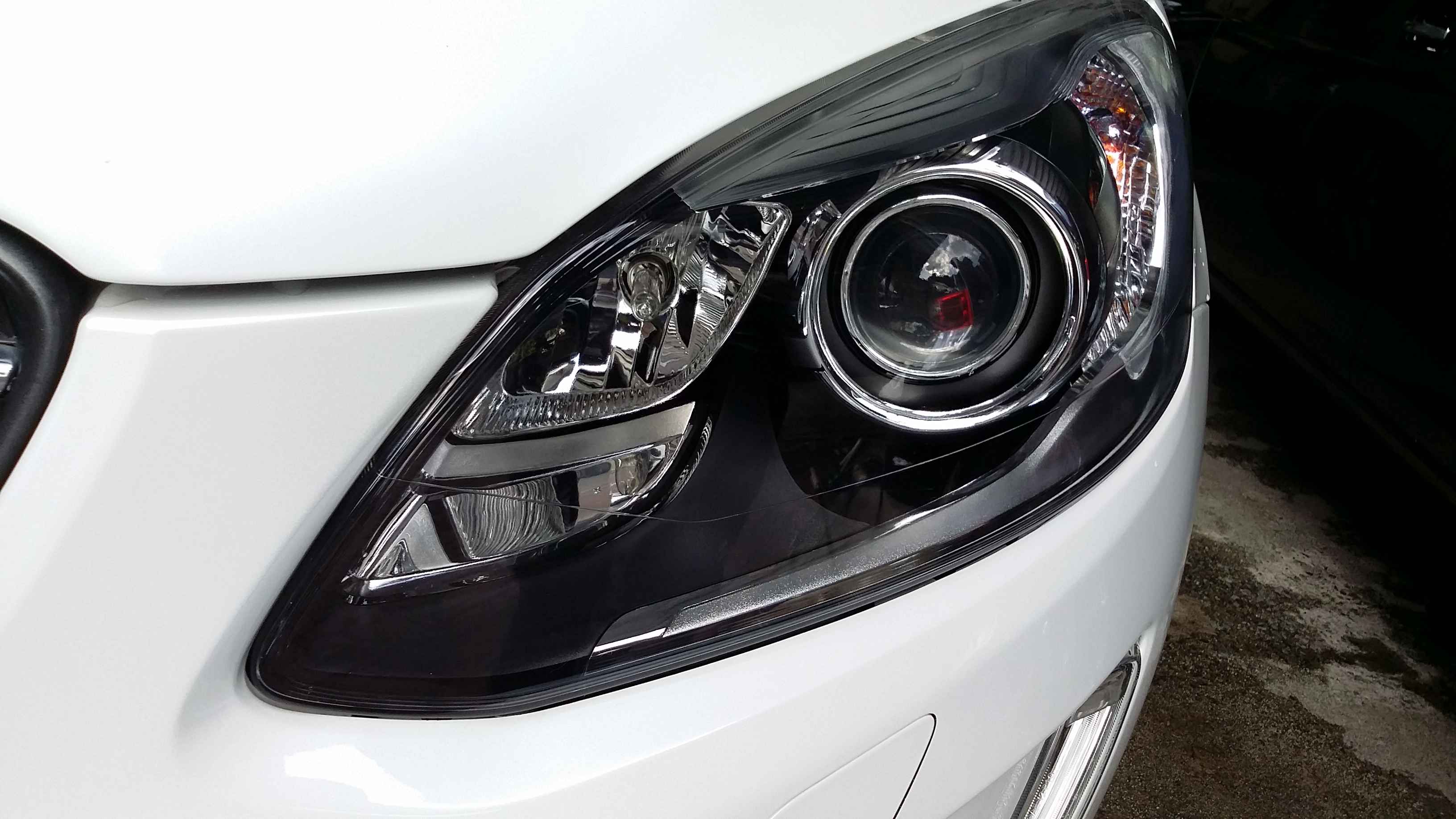 ボルボ へッドライトリペア後