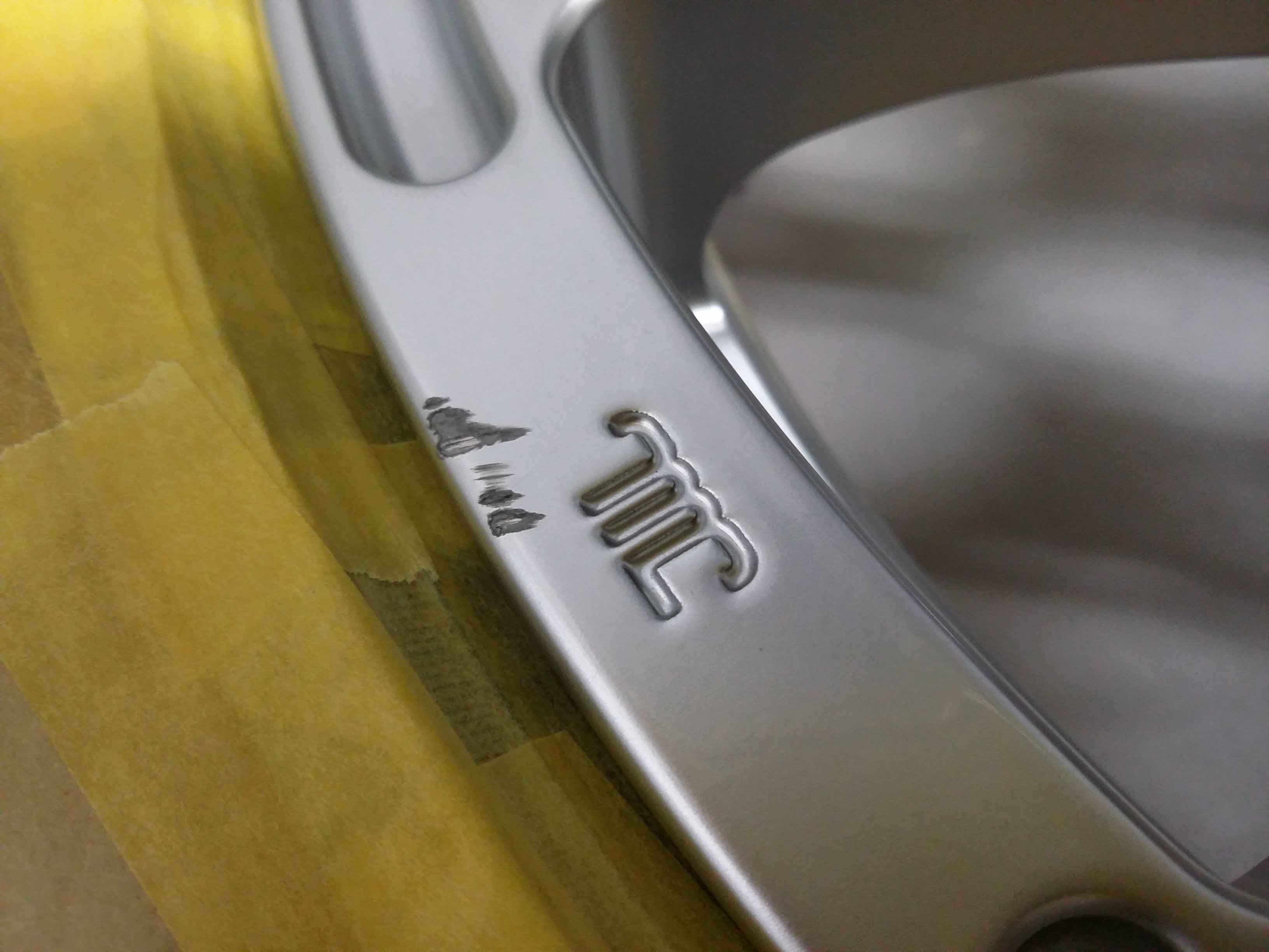 ホイールリペア前