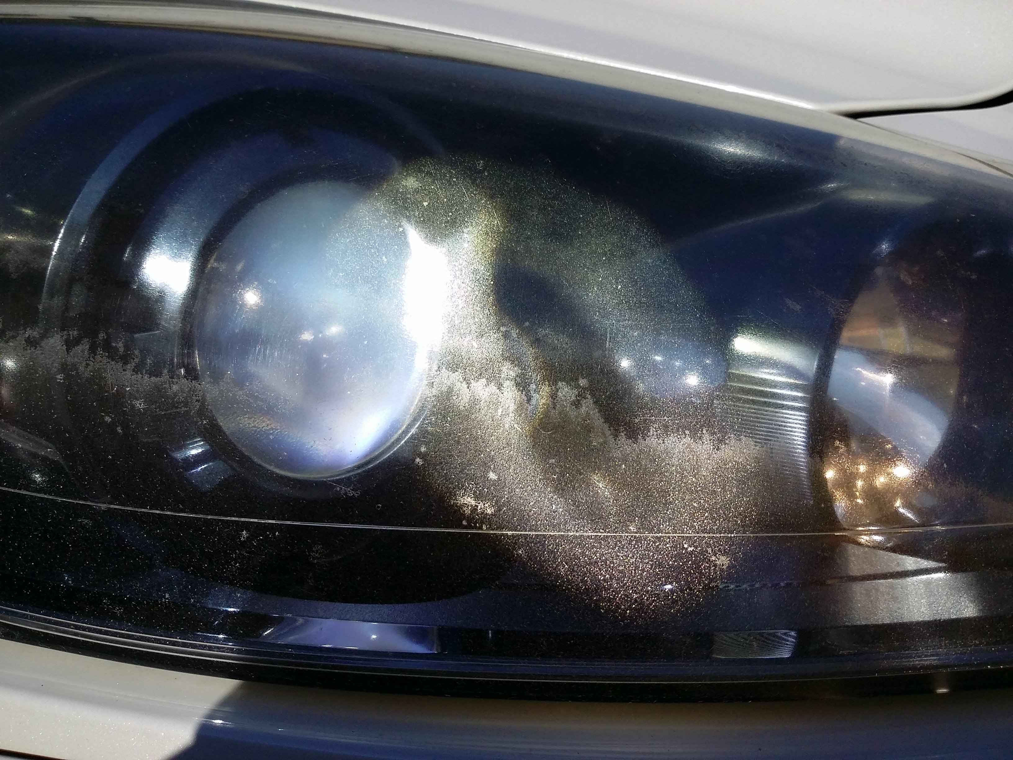 プジョー へッドライトリペア前