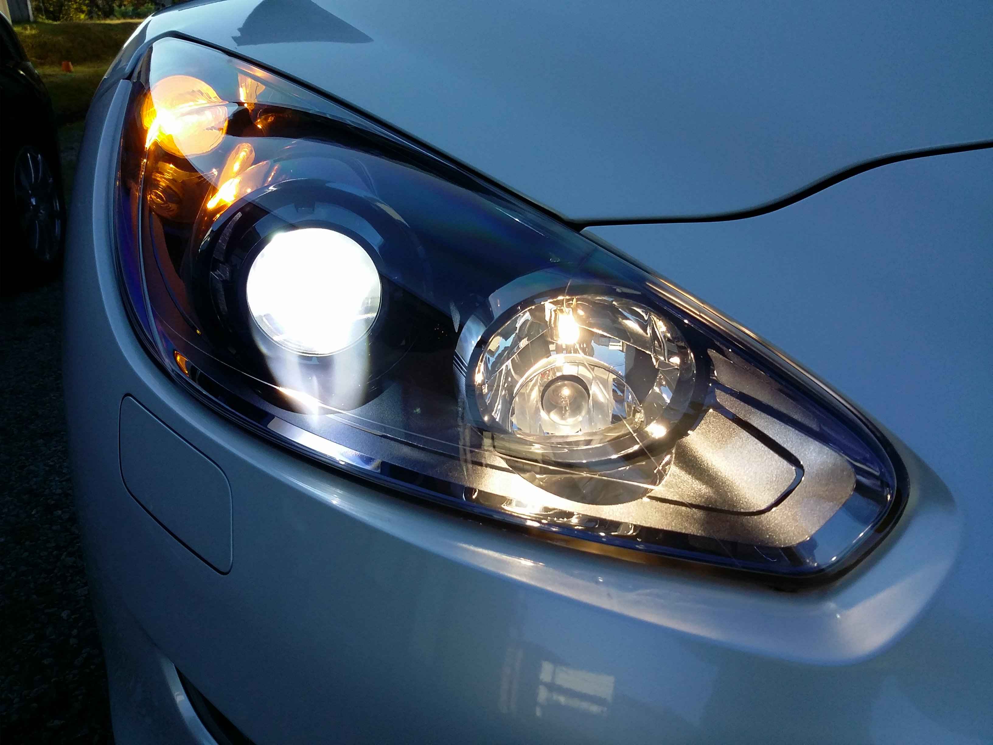 プジョー へッドライトリペア後