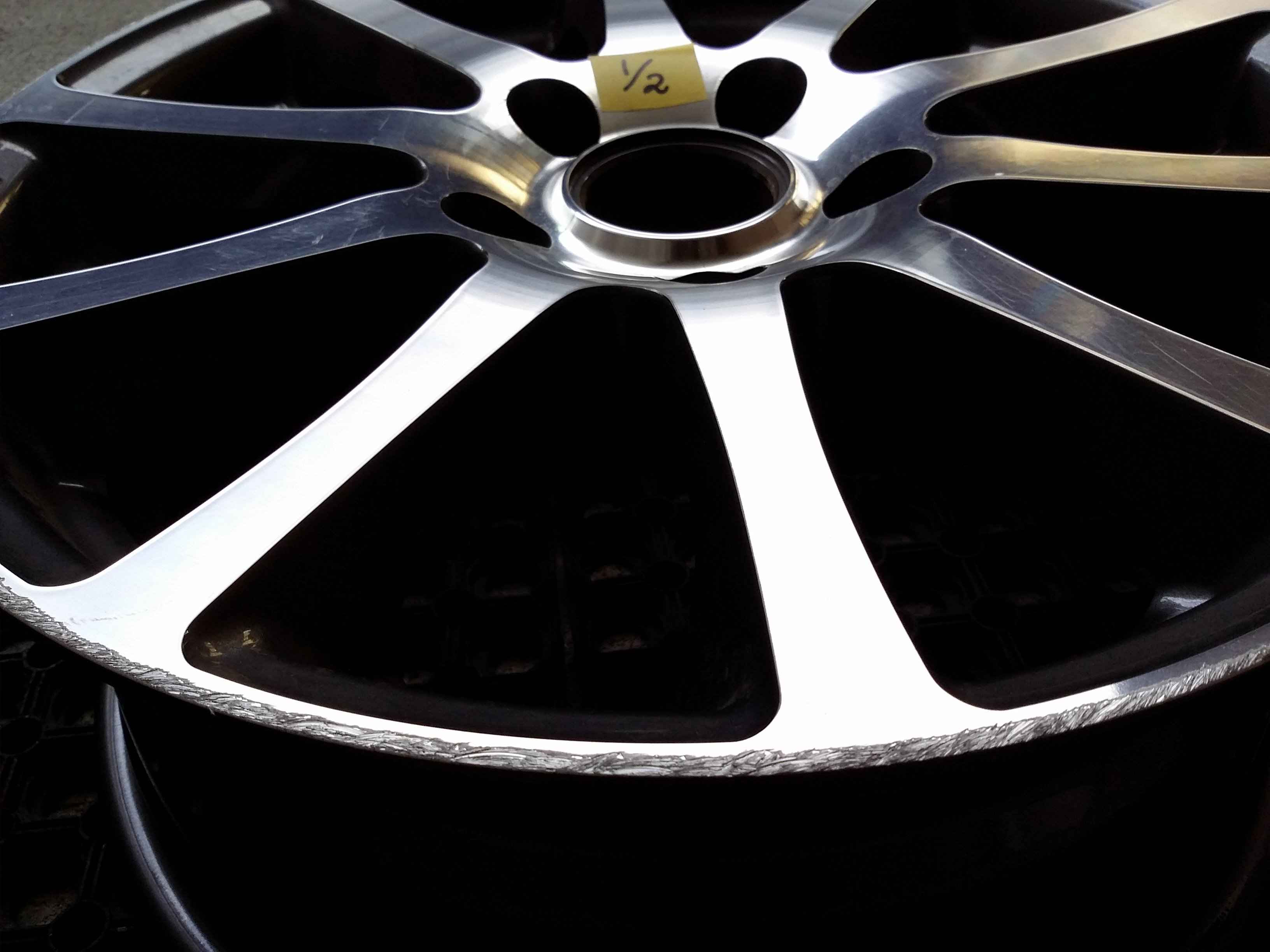 ホイールリペア前