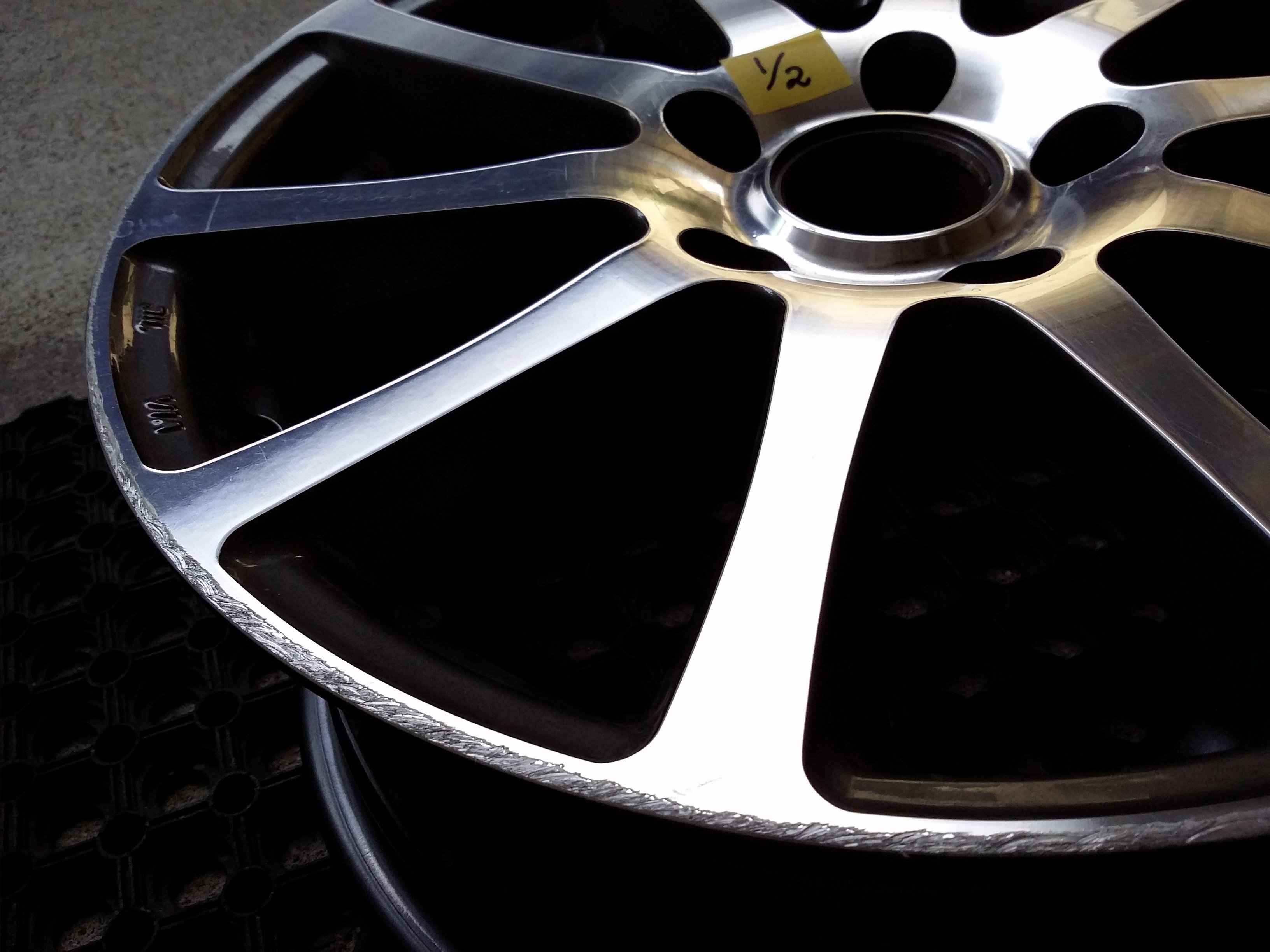 ホイールリペア前