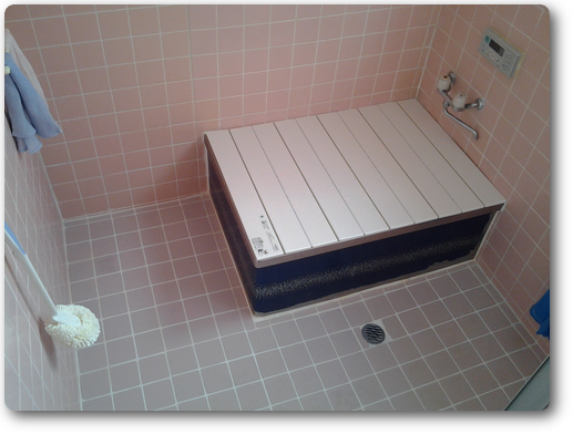 DIYで浴室サーモタイルの施工